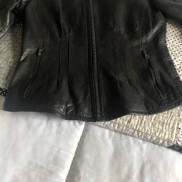 Banana Republic Genuine Black Leather Like New Size Small - Picture 4 of 7